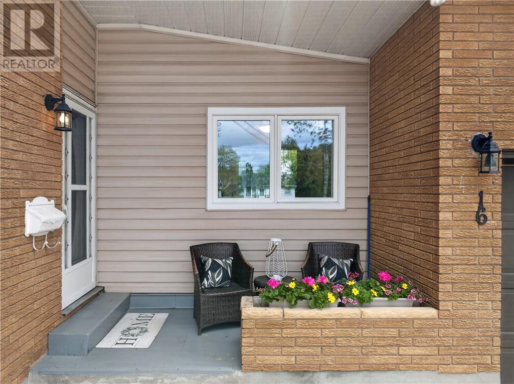 16 Clairmont Street, Sudbury, Ontario  P3B 3S5 - Photo 5 - 2127773