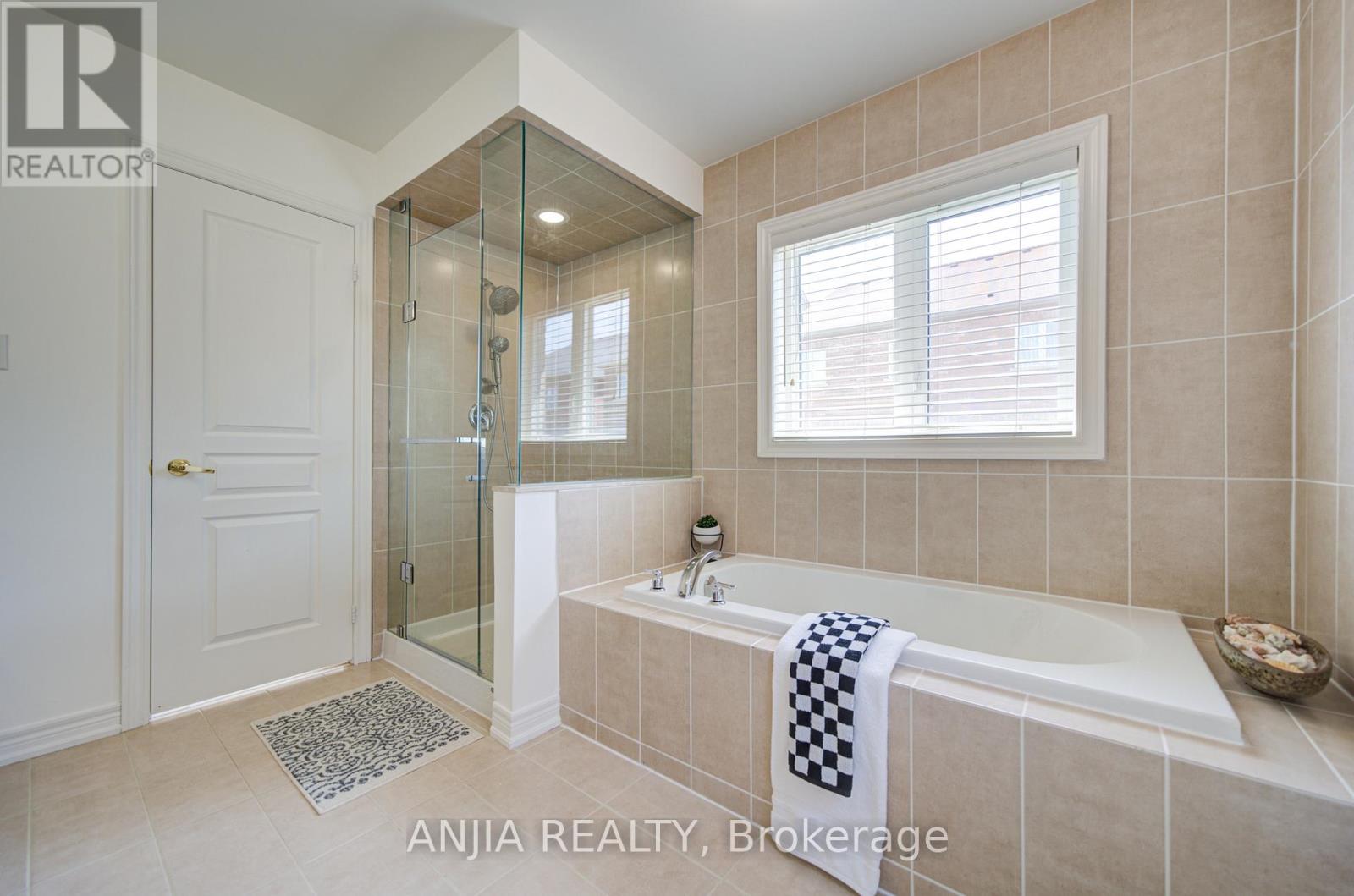 17 Holst Avenue, Markham, Ontario  L6C 0S7 - Photo 35 - N13233958