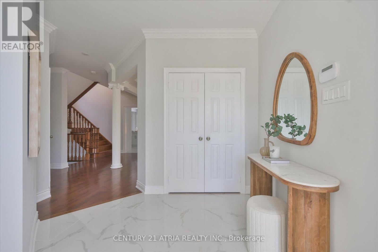 119 Martini Drive, Richmond Hill, Ontario  L4S 2V5 - Photo 5 - N13234046
