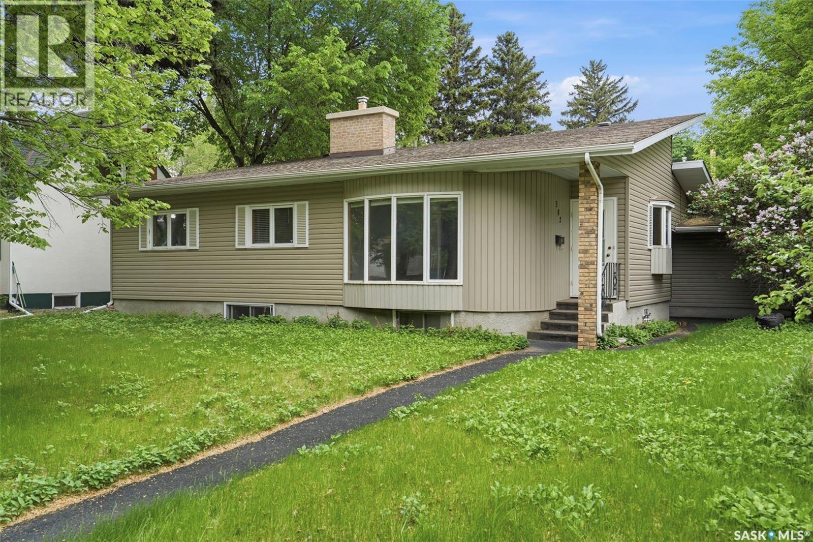 302 Mckinnon Avenue S, Saskatoon, Saskatchewan  S7N 1J5 - Photo 2 - SK037895