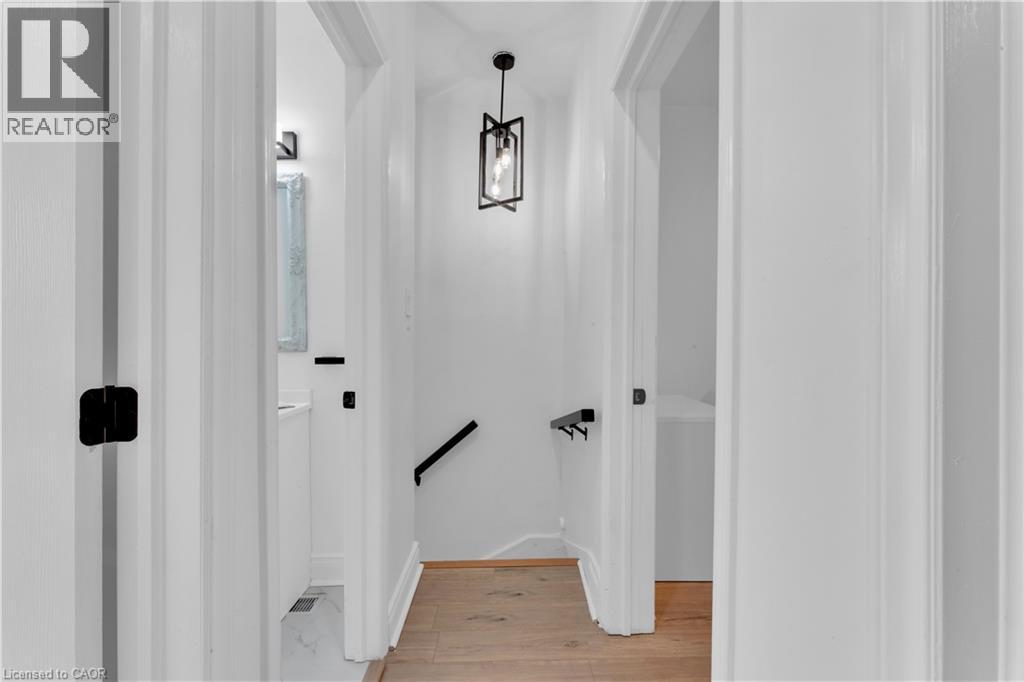 237 West Avenue N, Hamilton, Ontario  L8L 5C8 - Photo 24 - 40835933