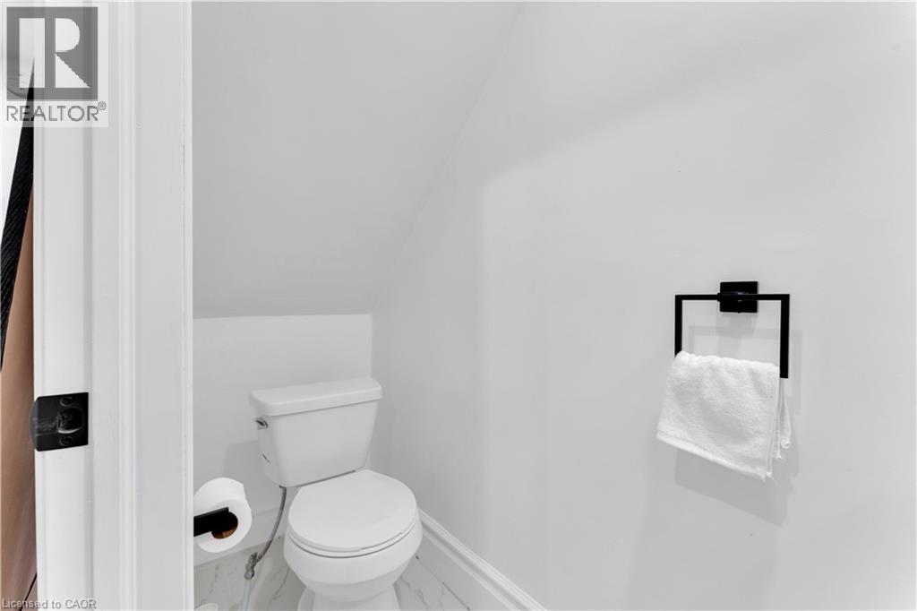 237 West Avenue N, Hamilton, Ontario  L8L 5C8 - Photo 7 - 40835933