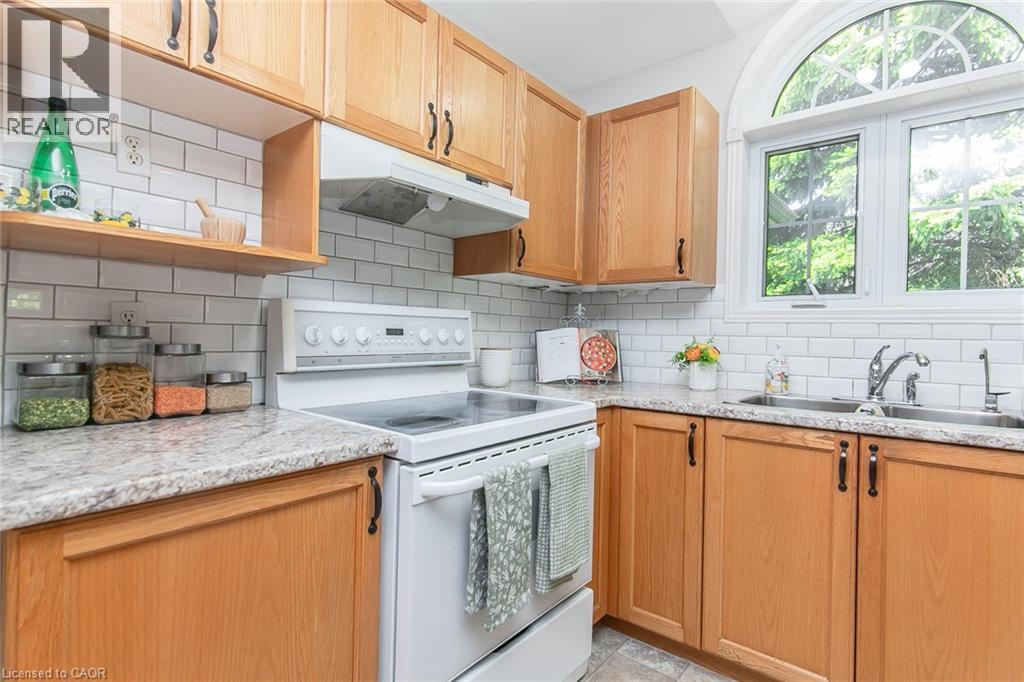 25 Bankside Drive Unit# 6, Kitchener, Ontario N2N 3M6 - Photo 9 - 40835252