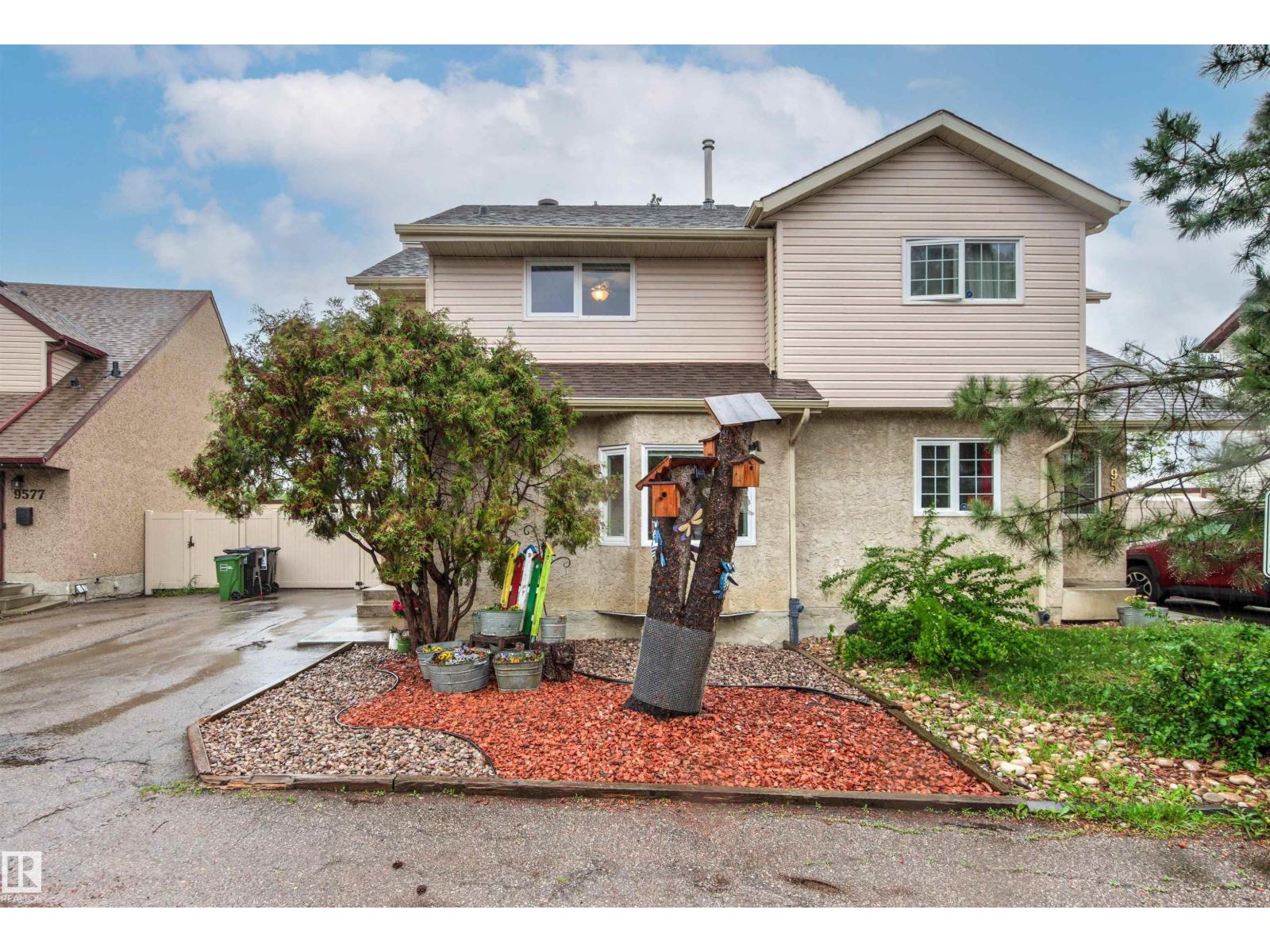 9575 180a St NW, Edmonton, Alberta  T5T 2Z4 - Photo 2 - E4491408