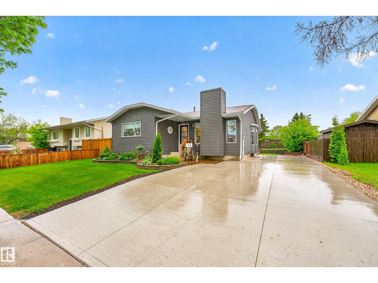 42 Attwood DR, st. albert, Alberta
