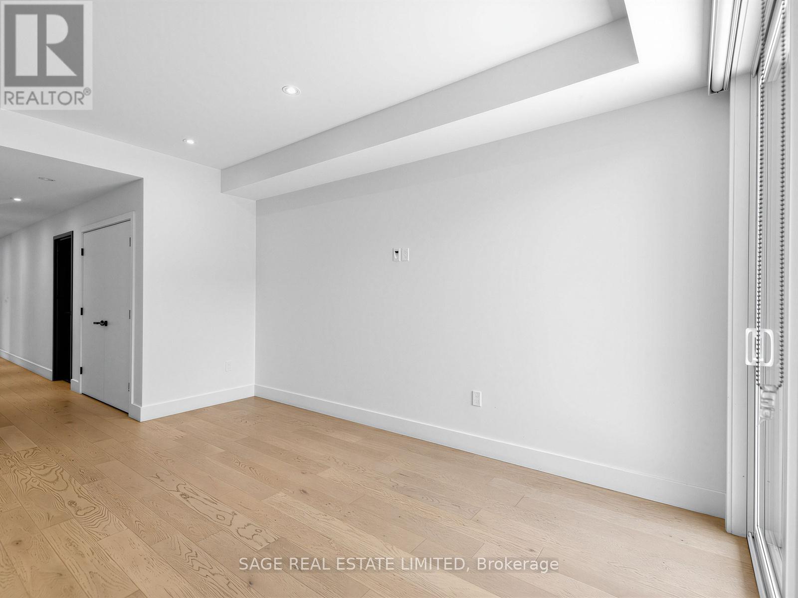 1 - 909 Castlefield Avenue, Toronto, Ontario  M6B 1C9 - Photo 13 - W13233956