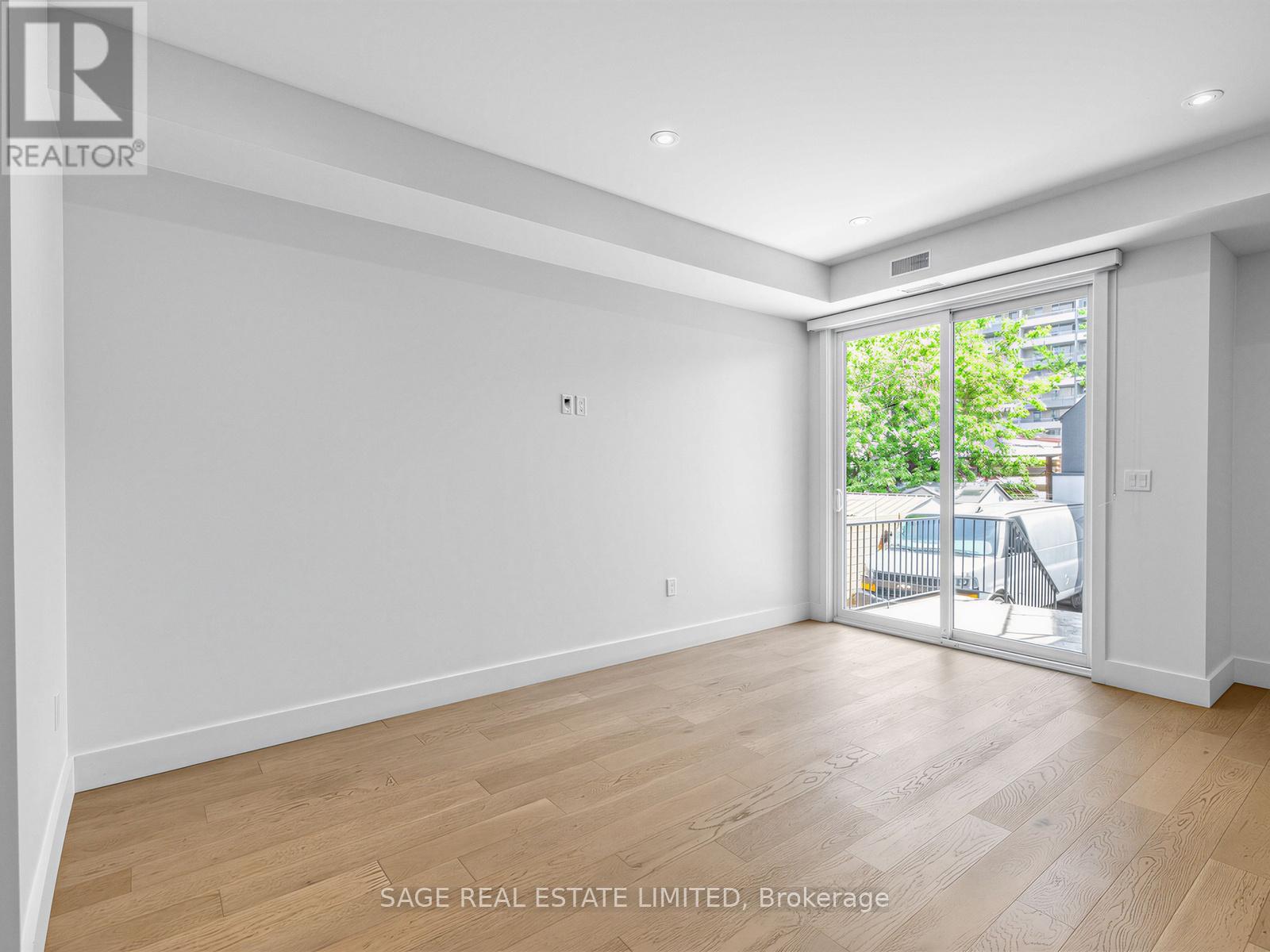 1 - 909 Castlefield Avenue, Toronto, Ontario  M6B 1C9 - Photo 16 - W13233956
