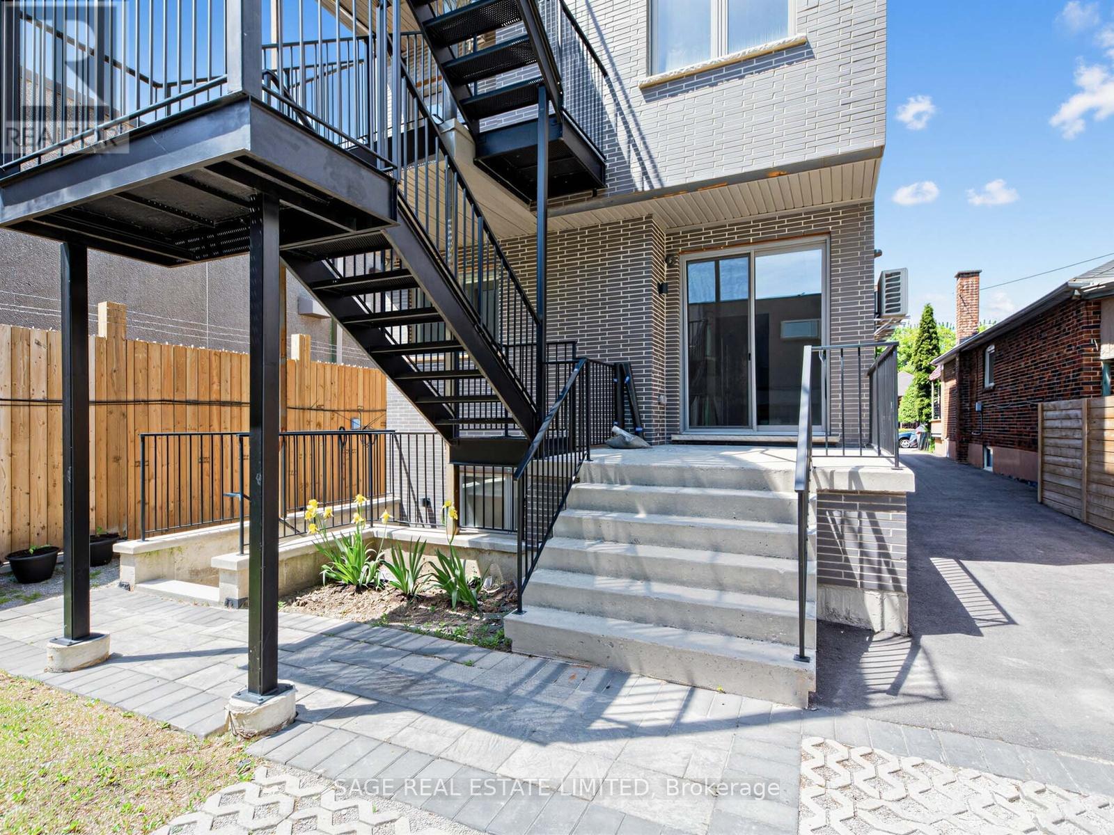 1 - 909 Castlefield Avenue, Toronto, Ontario  M6B 1C9 - Photo 31 - W13233956