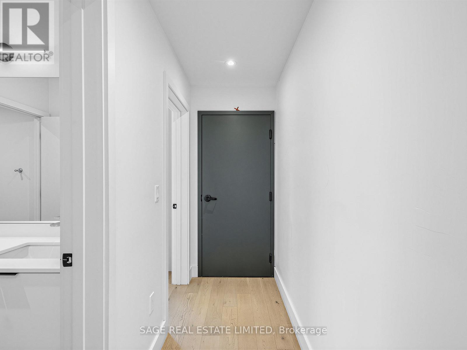 1 - 909 Castlefield Avenue, Toronto, Ontario  M6B 1C9 - Photo 6 - W13233956