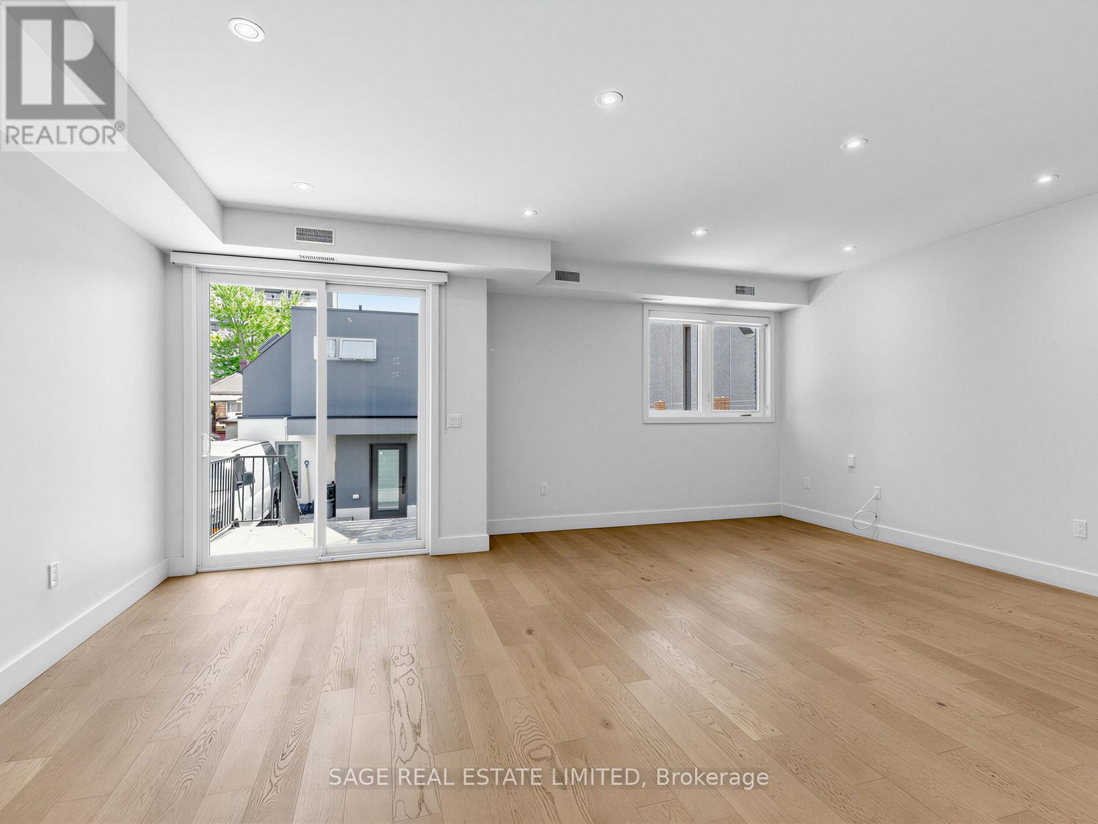 1 - 909 Castlefield Avenue, Toronto, Ontario  M6B 1C9 - Photo 7 - W13233956