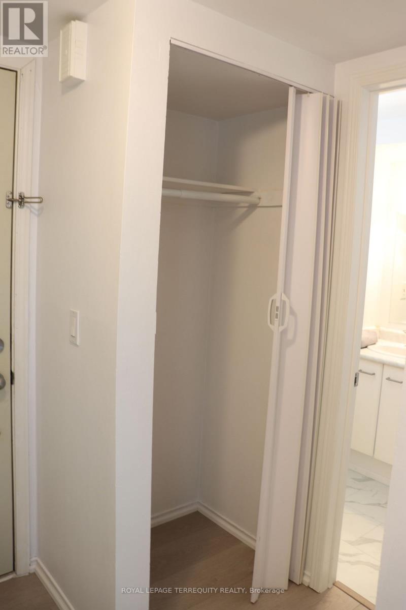 45 - 117 Bristol Road E, Mississauga, Ontario  L4Z 3P6 - Photo 5 - W13233974
