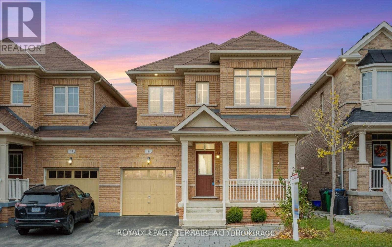 9 CHESTERWOOD CRESCENT, Brampton, Ontario