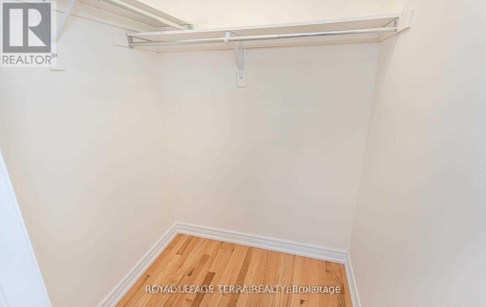 9 Chesterwood Crescent, Brampton, Ontario  L6Y 0Z3 - Photo 17 - W13233996