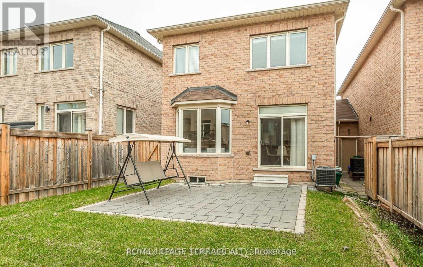 9 Chesterwood Crescent, Brampton, Ontario  L6Y 0Z3 - Photo 20 - W13233996