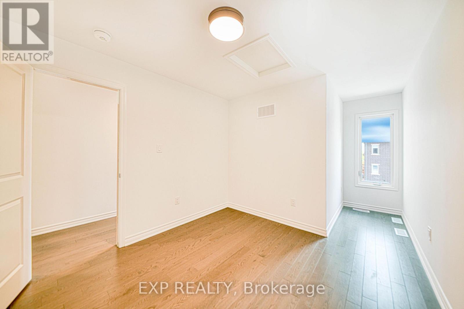 5138 Vetere Street, Mississauga, Ontario  L5M 2S8 - Photo 12 - W13234006