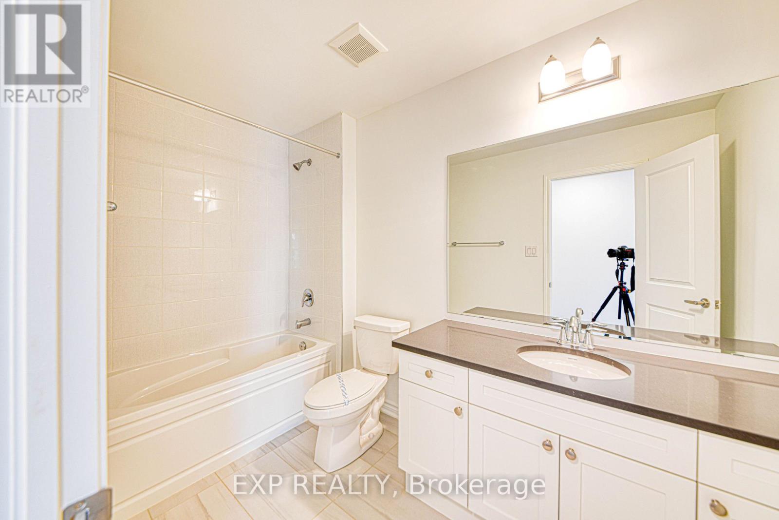 5138 Vetere Street, Mississauga, Ontario  L5M 2S8 - Photo 25 - W13234006