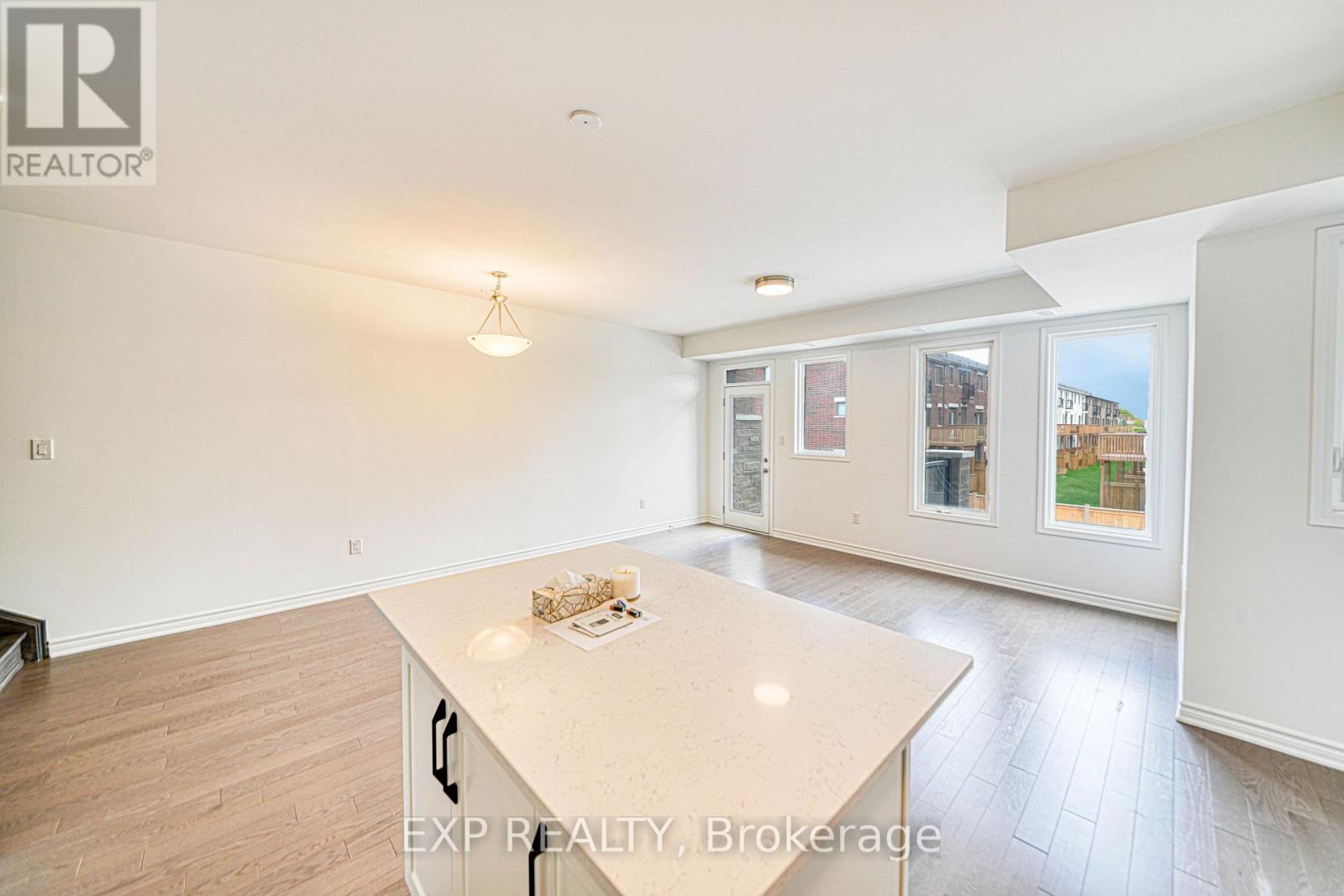 5138 Vetere Street, Mississauga, Ontario  L5M 2S8 - Photo 7 - W13234006