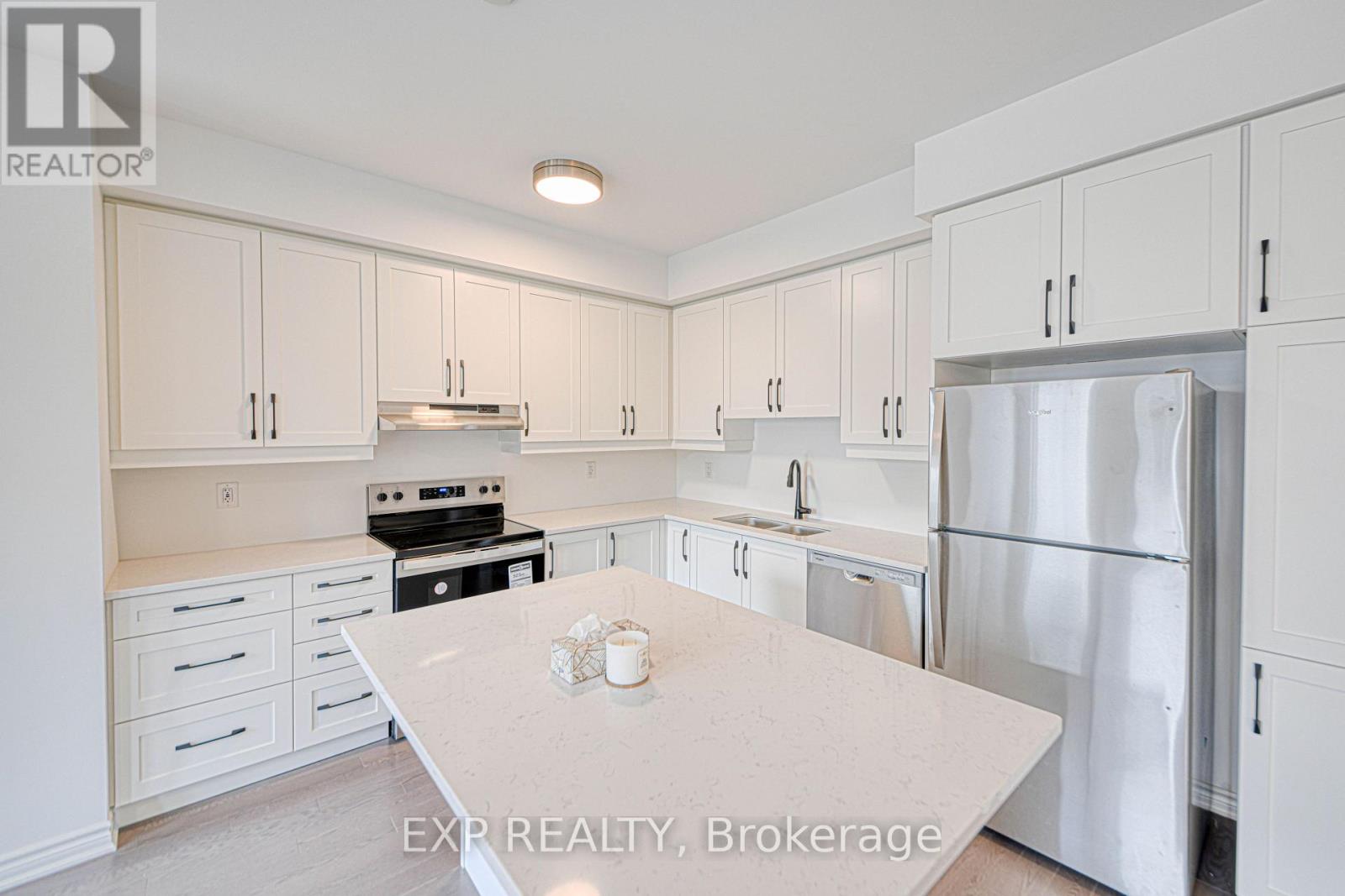 5138 Vetere Street, Mississauga, Ontario  L5M 2S8 - Photo 9 - W13234006