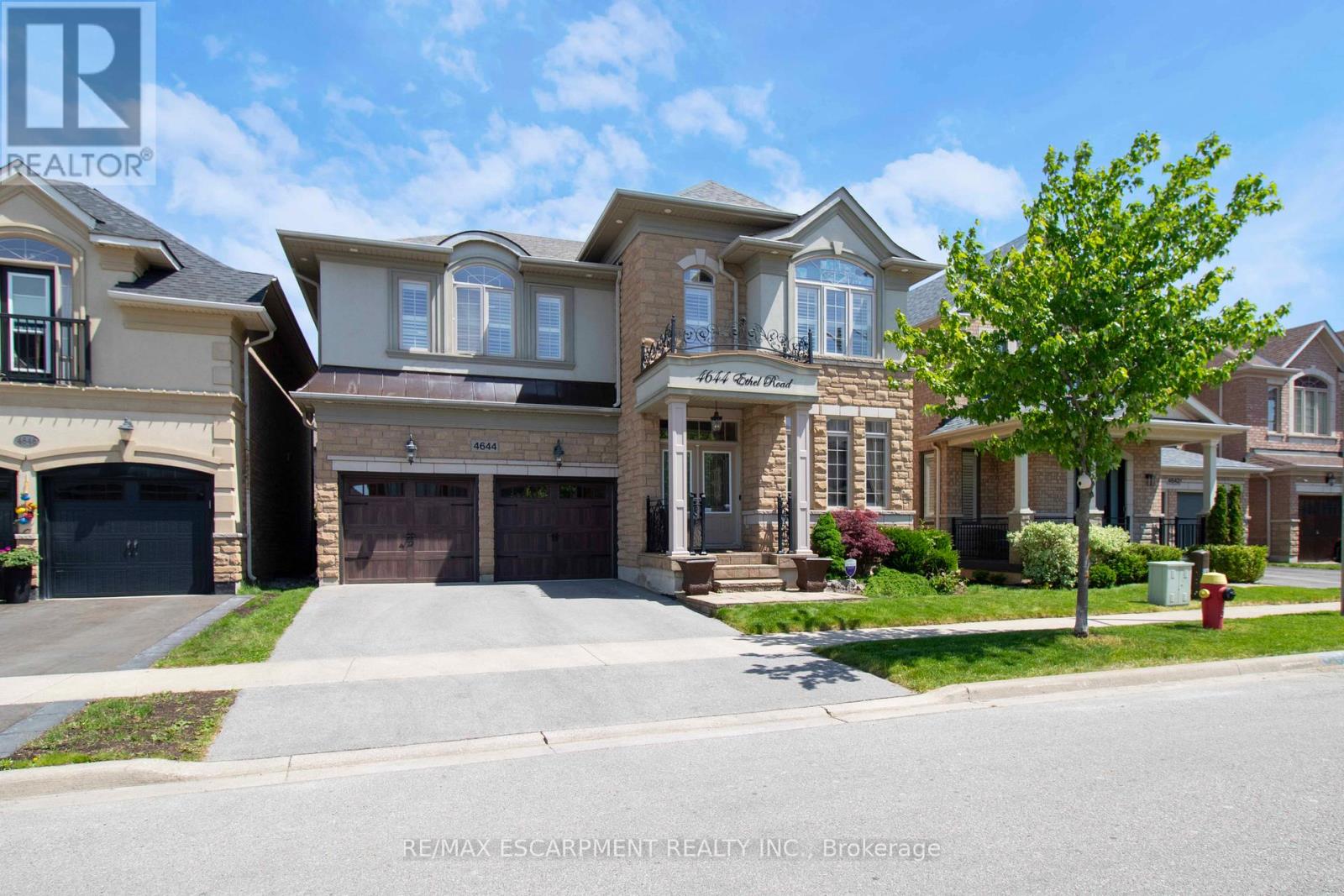 4644 Ethel Road, Burlington, Ontario  L7M 0E4 - Photo 2 - W13234020