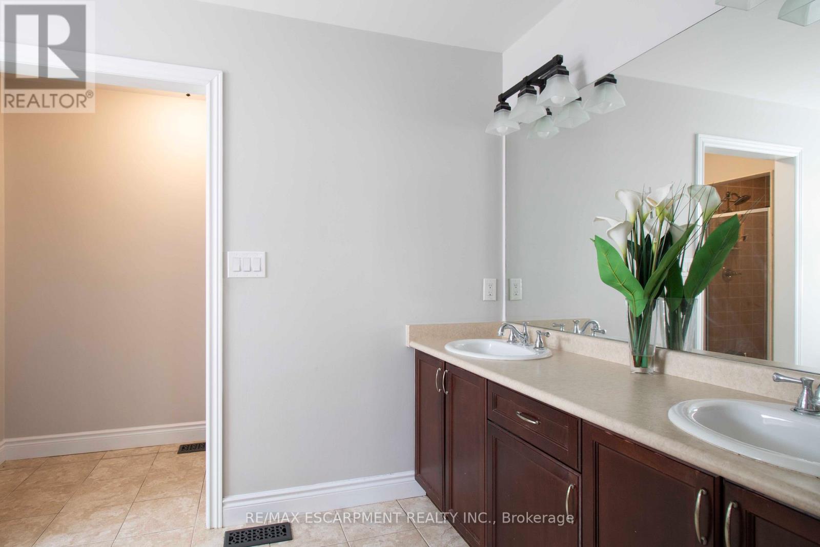 4644 Ethel Road, Burlington, Ontario  L7M 0E4 - Photo 31 - W13234020
