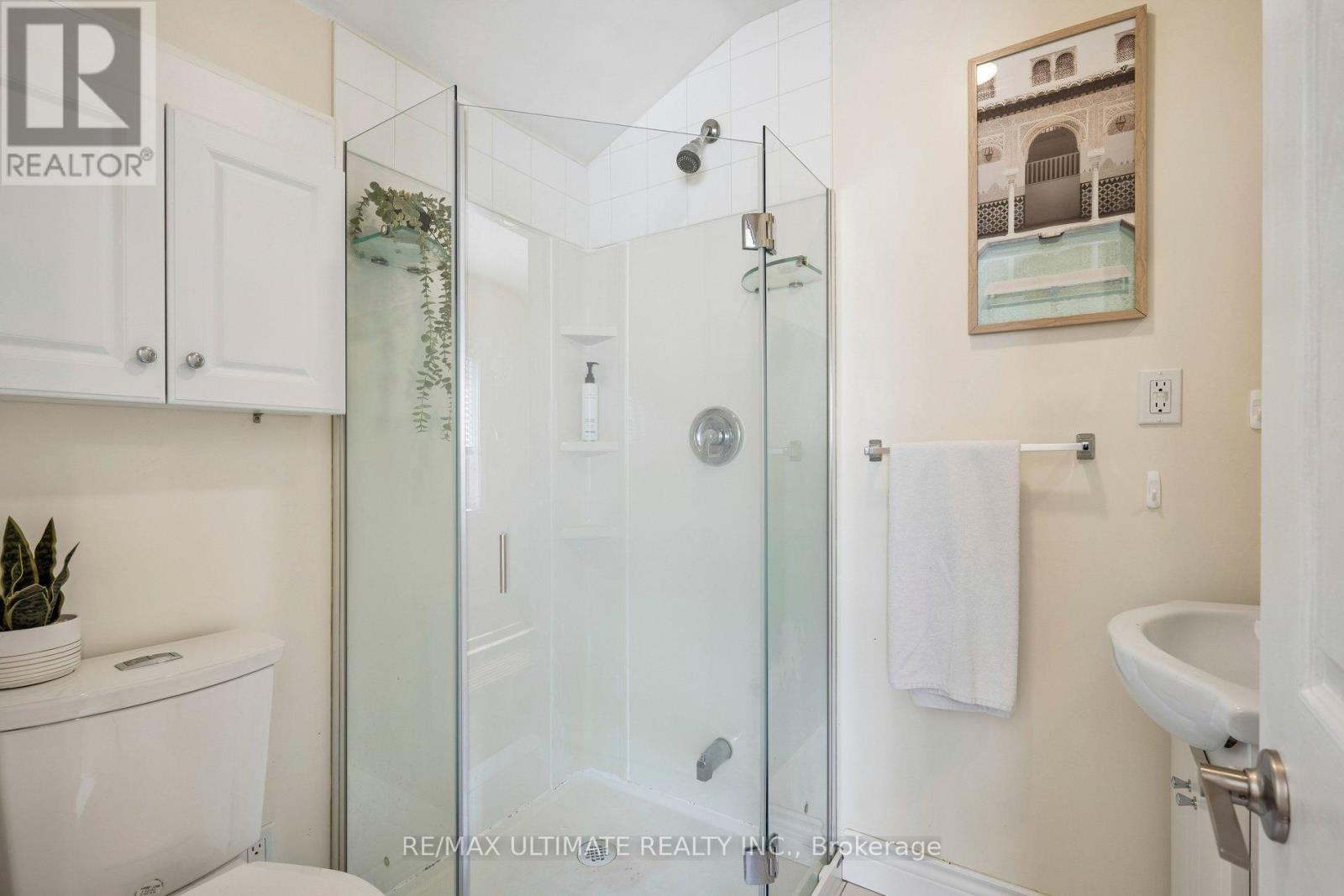 Main - 34 Compton Crescent, Toronto, Ontario  M3M 2C2 - Photo 27 - W13234076