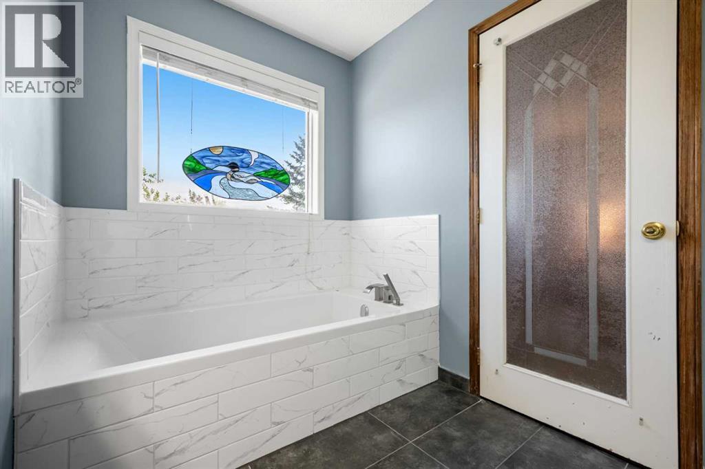 268 Douglas Woods Drive Se, Calgary, Alberta  T2Z 2E9 - Photo 26 - A2315662