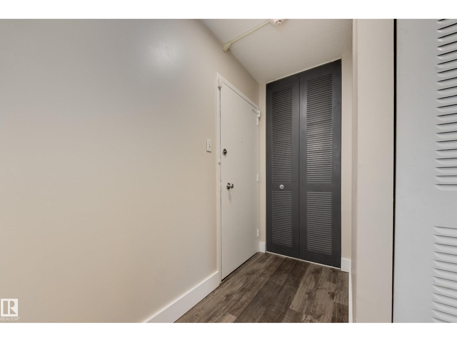 #103 9930 113 St NW, Edmonton, Alberta  T5K 1N8 - Photo 4 - E4489412
