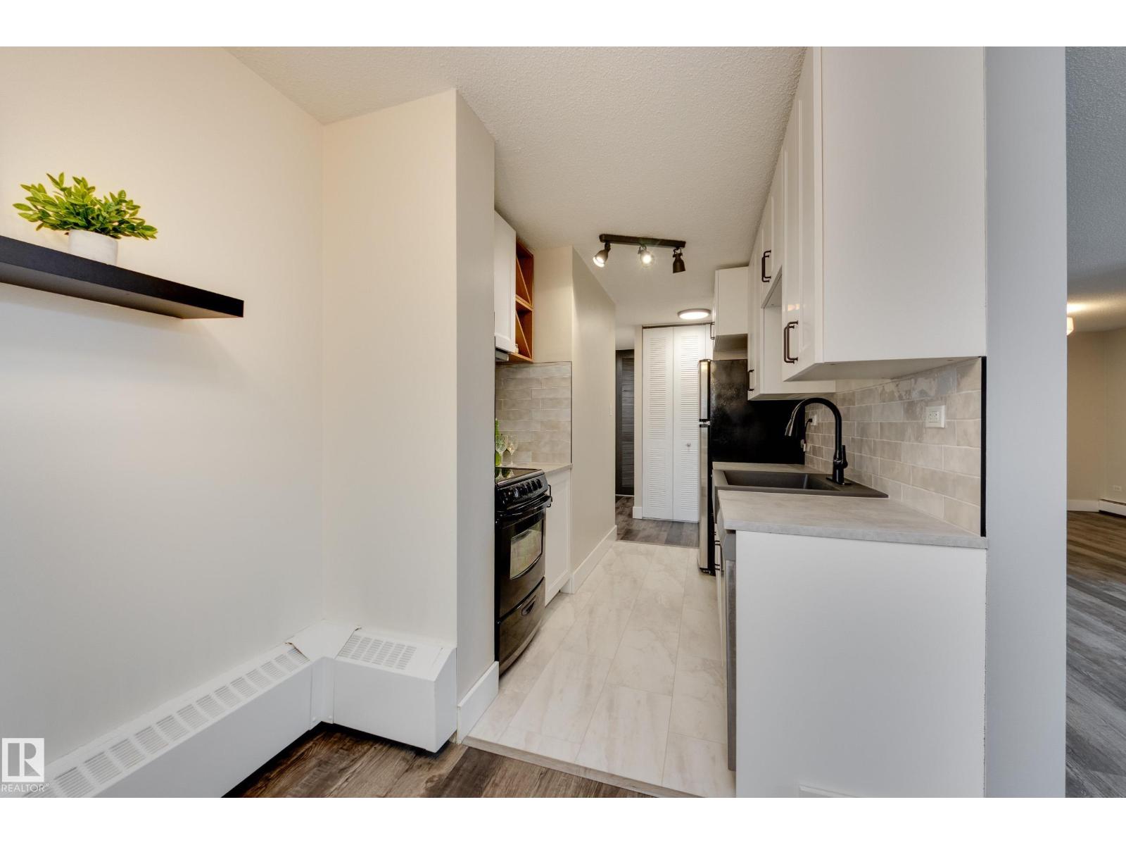 #103 9930 113 St NW, Edmonton, Alberta  T5K 1N8 - Photo 10 - E4489412