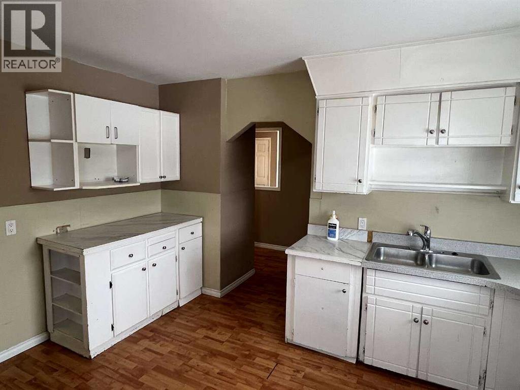 1824 41 Street Se, Calgary, Alberta  T2B 1C3 - Photo 3 - A2316398