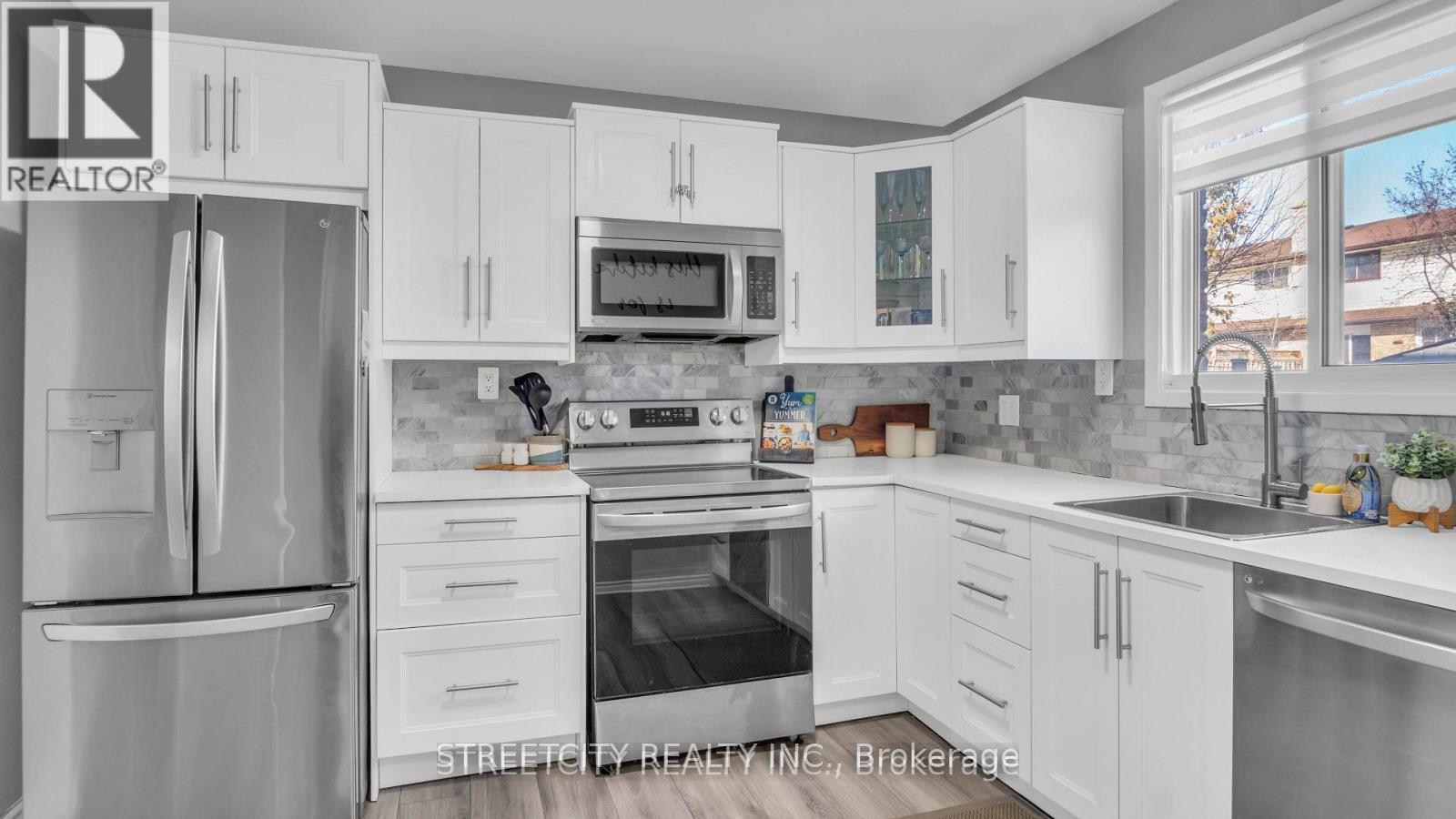8 - 490 Southdale Road E, London South, Ontario  N6E 1A4 - Photo 3 - X13234170