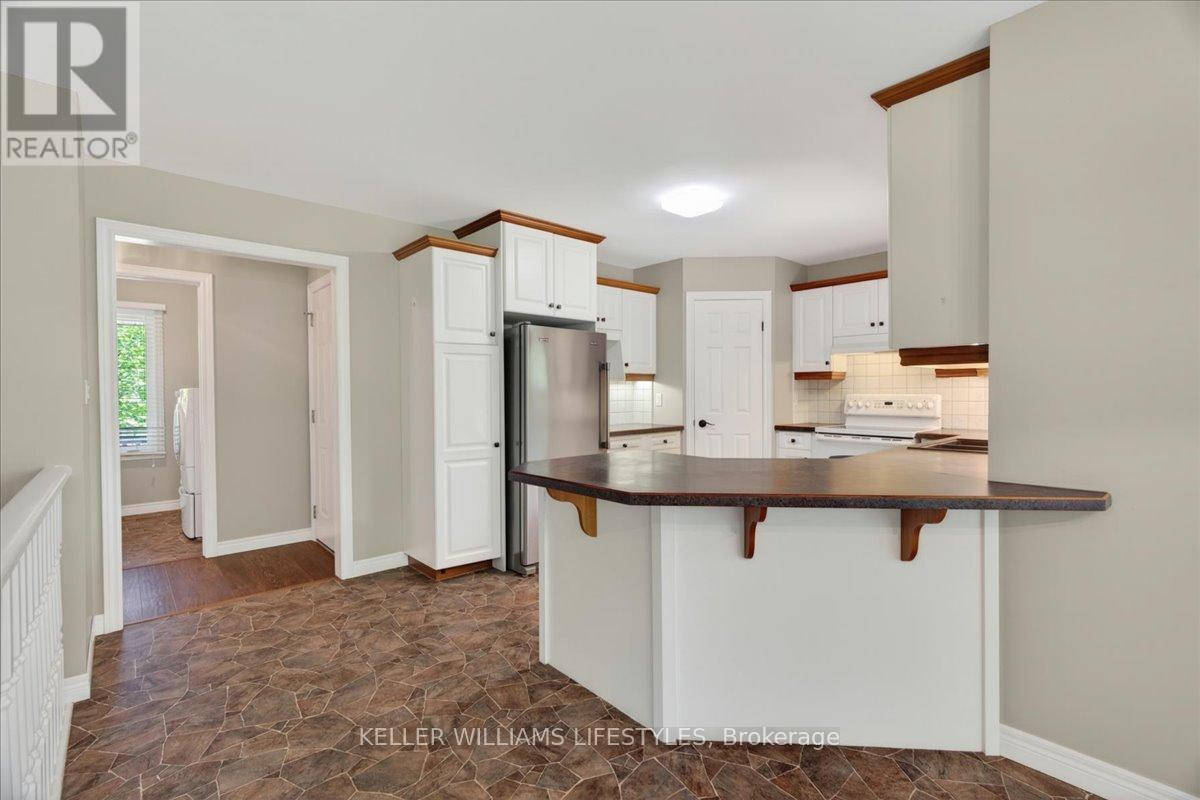 49 Ann Street, Lambton Shores, Ontario  N0M 1B0 - Photo 15 - X13234338