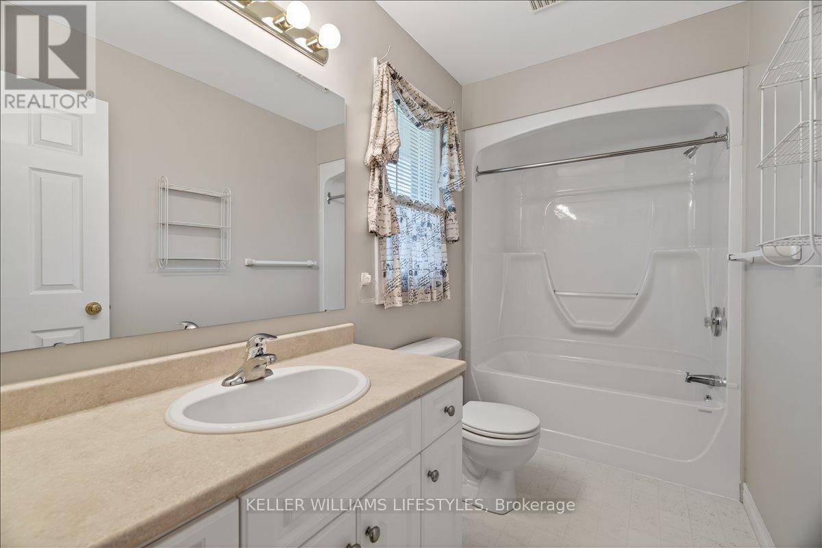 49 Ann Street, Lambton Shores, Ontario  N0M 1B0 - Photo 27 - X13234338