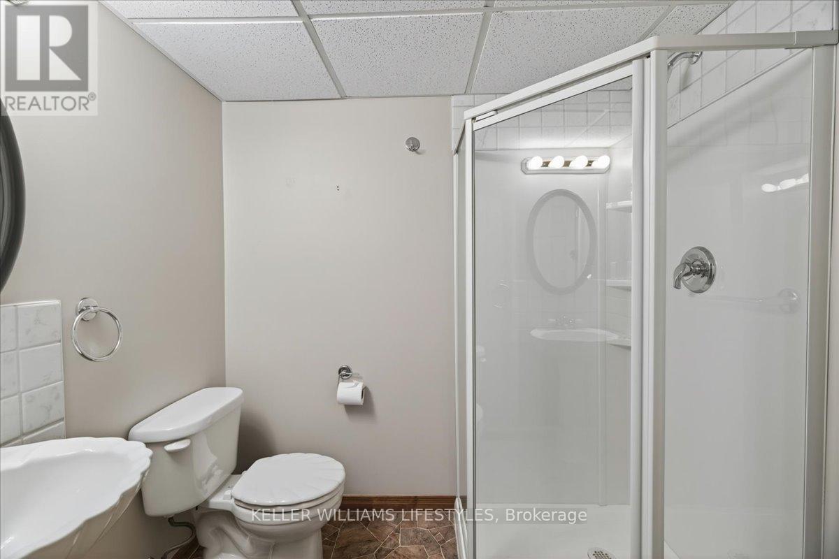 49 Ann Street, Lambton Shores, Ontario  N0M 1B0 - Photo 35 - X13234338