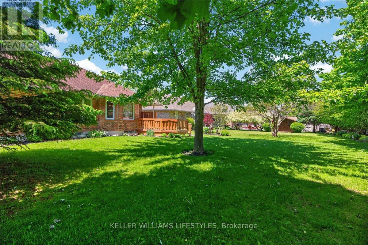 49 Ann Street, Lambton Shores, Ontario  N0M 1B0 - Photo 40 - X13234338