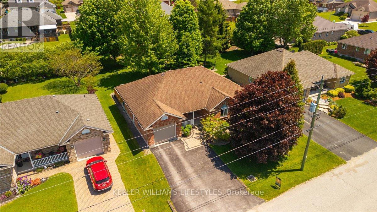 49 Ann Street, Lambton Shores, Ontario  N0M 1B0 - Photo 43 - X13234338