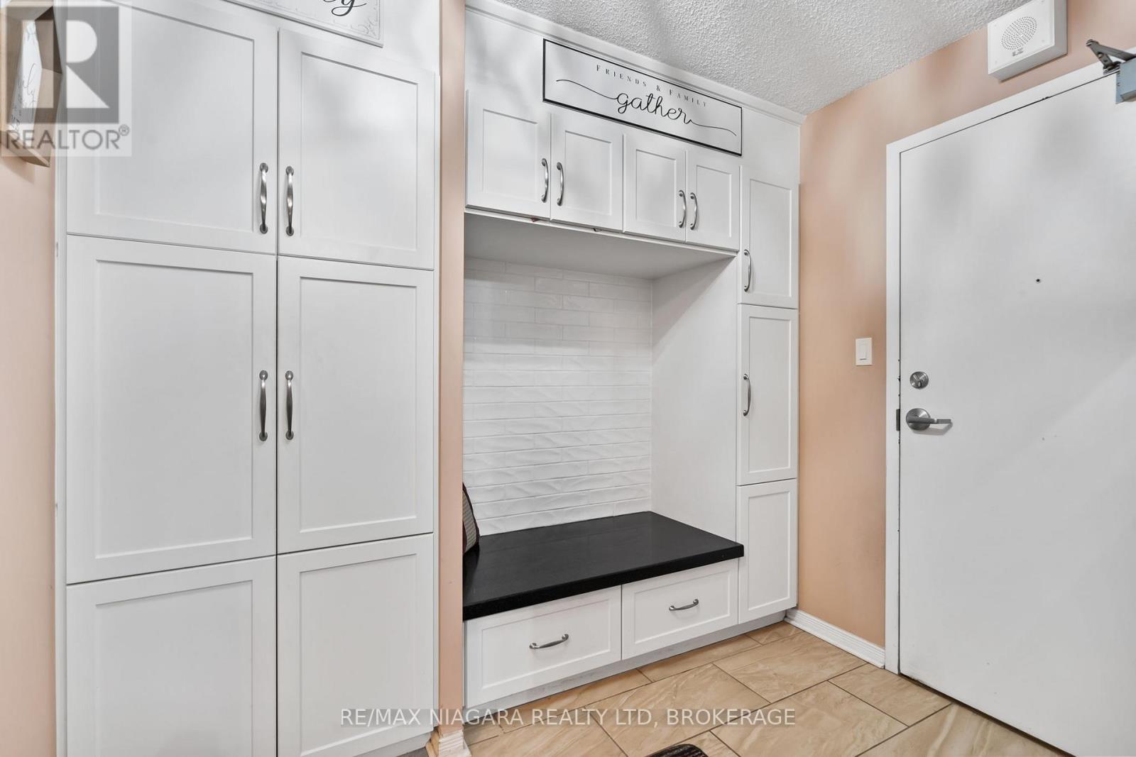 B5 - 7 Gale Crescent, St. Catharines, Ontario  L2R 7M8 - Photo 2 - X12983432