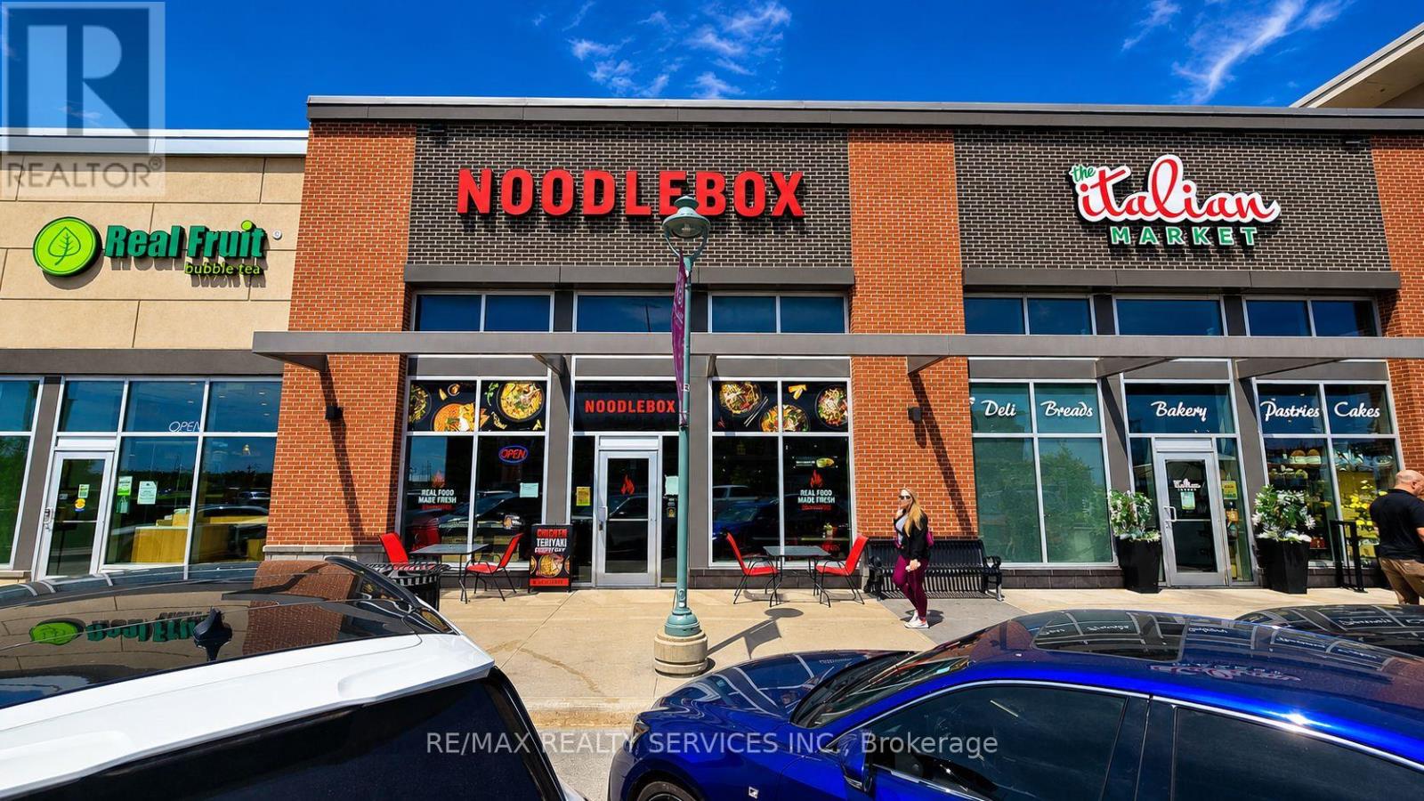 90 PARK PLACE, Barrie, Ontario