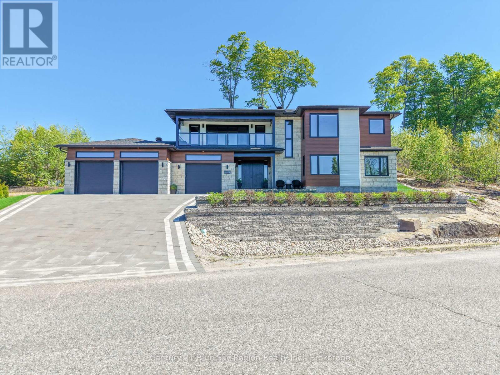13 KENRETA DRIVE, North Bay, Ontario