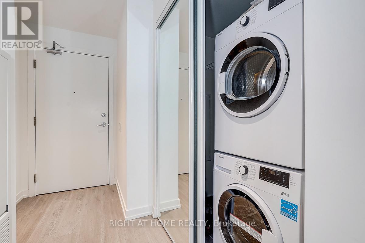2606 - 8 Wellesley Street W, Toronto, Ontario  M4Y 0J5 - Photo 30 - C13224822