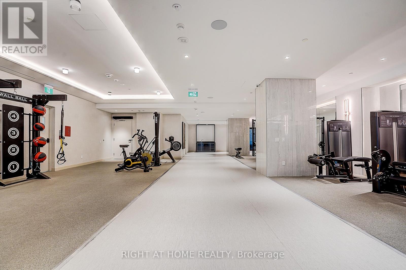 2606 - 8 Wellesley Street W, Toronto, Ontario  M4Y 0J5 - Photo 15 - C13224822