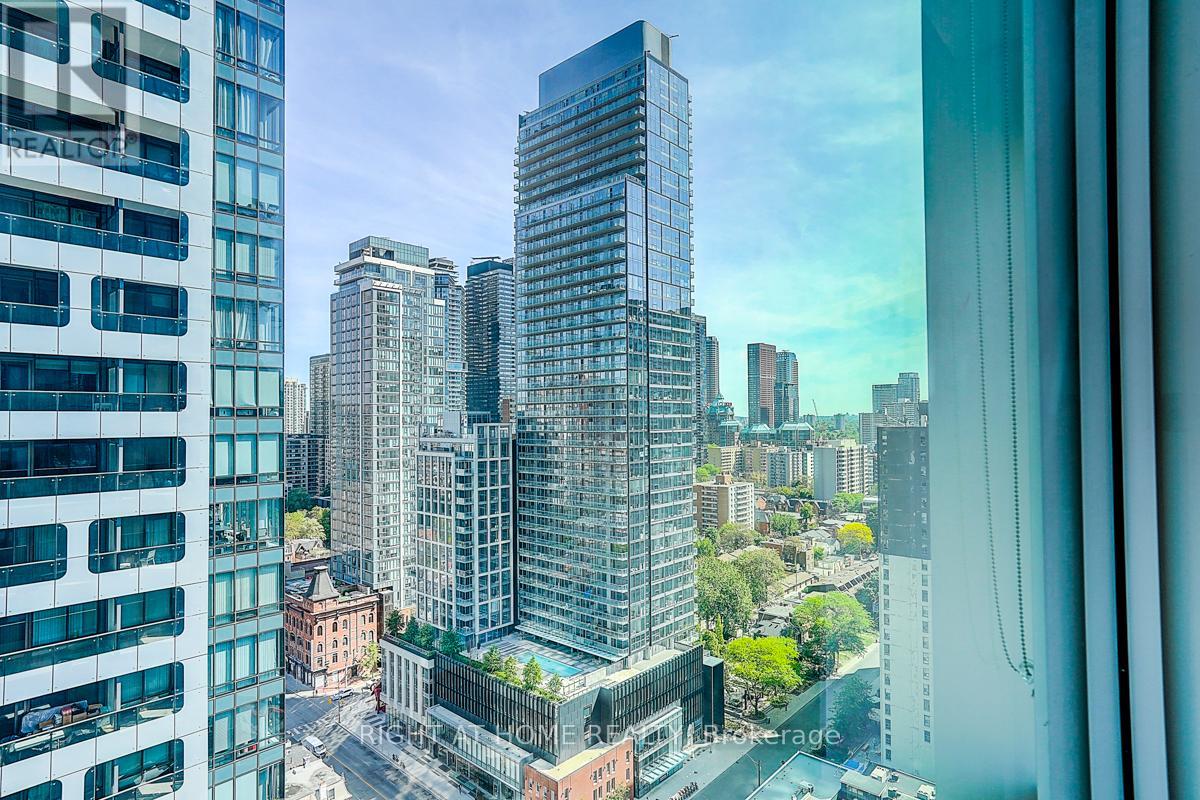 2606 - 8 Wellesley Street W, Toronto, Ontario  M4Y 0J5 - Photo 46 - C13224822