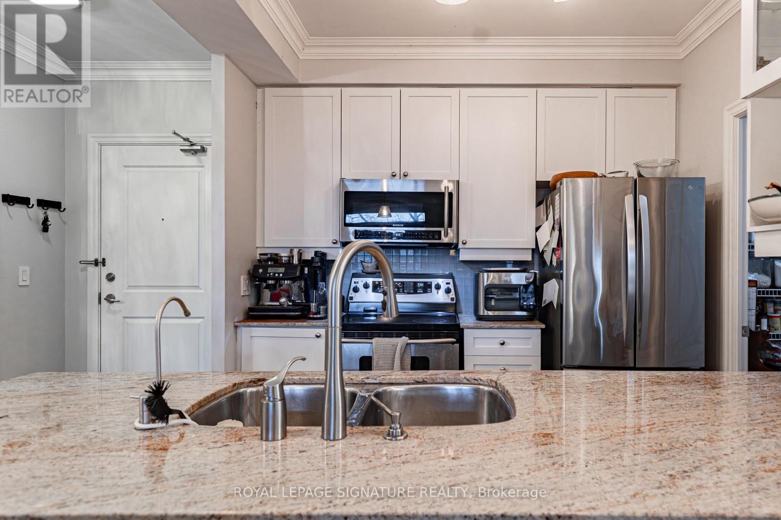 109 - 245 Dalesford Road, Toronto, Ontario  M8Y 4H7 - Photo 9 - W13083156
