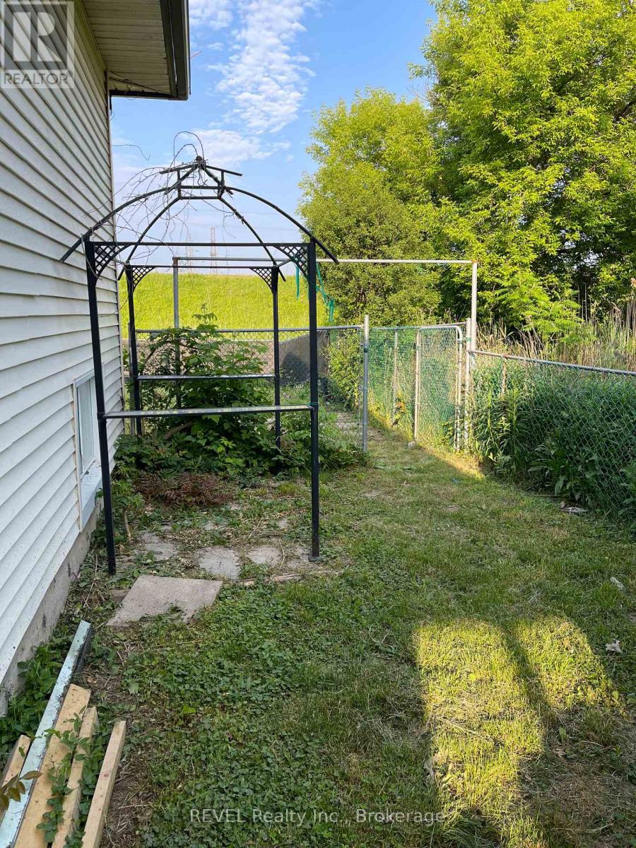 114 Bartlett Street, Thorold, Ontario  L2V 4Y5 - Photo 18 - X13234390