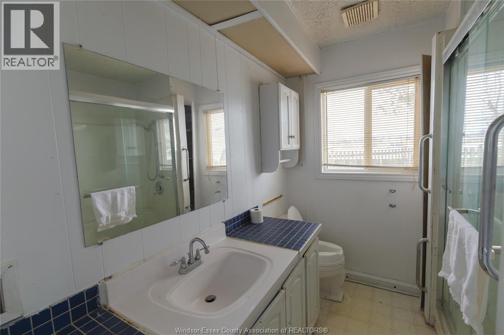 3 Oak Court, Mcgregor, Ontario  N0R 1J0 - Photo 8 - 26003505