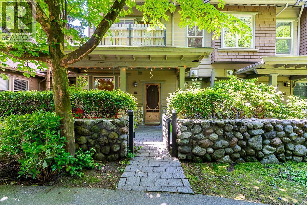 135 18 JACK MAHONY PLACE, New Westminster, British Columbia