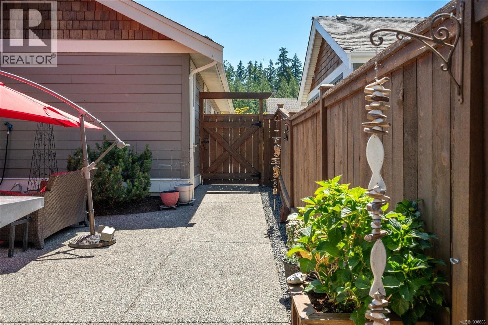 710 West Ridge Way, Qualicum Beach, British Columbia  V9K 0A9 - Photo 31 - 1038808