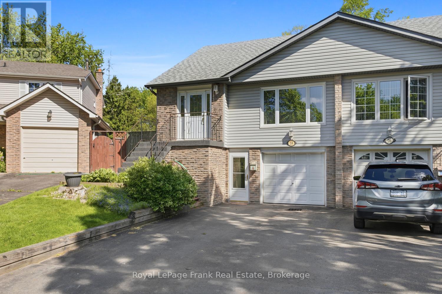 14 Beecroft Court, Whitby, Ontario L1P 1C7 - Photo 2 - E13234266