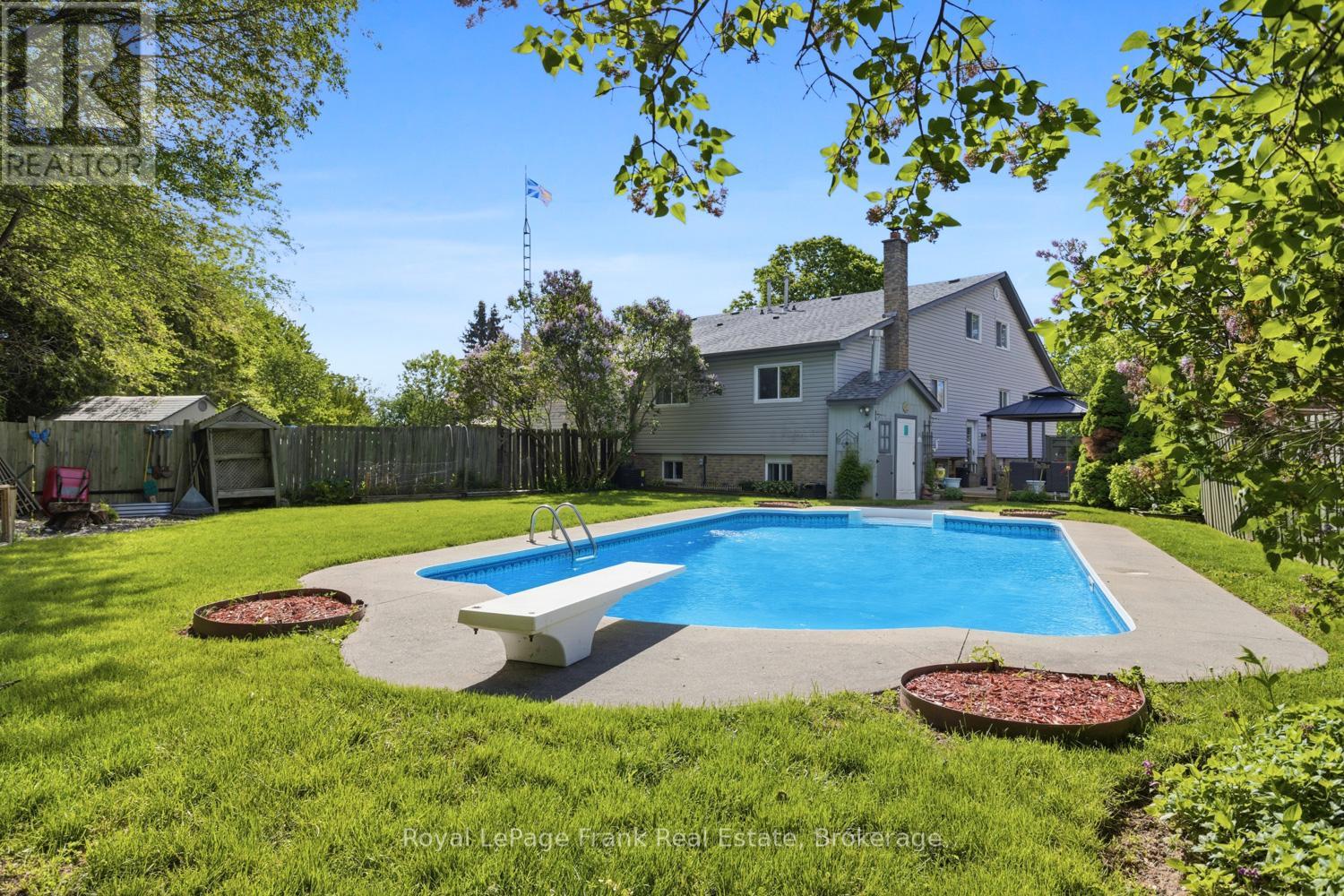 14 Beecroft Court, Whitby, Ontario L1P 1C7 - Photo 31 - E13234266