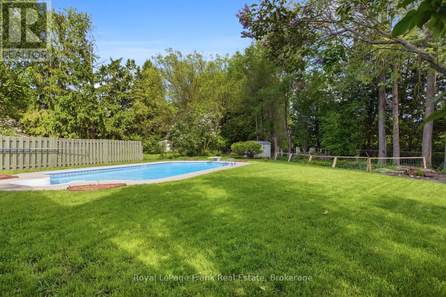 14 Beecroft Court, Whitby, Ontario L1P 1C7 - Photo 33 - E13234266