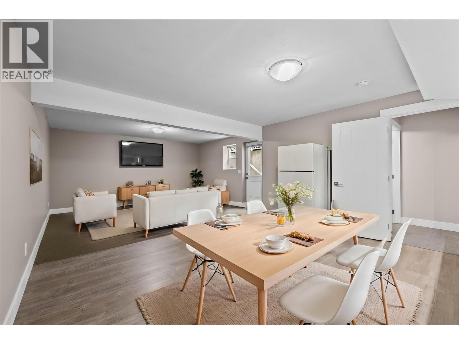 827 Juniper Road, Kelowna, British Columbia  V1X 3R8 - Photo 37 - 10389502